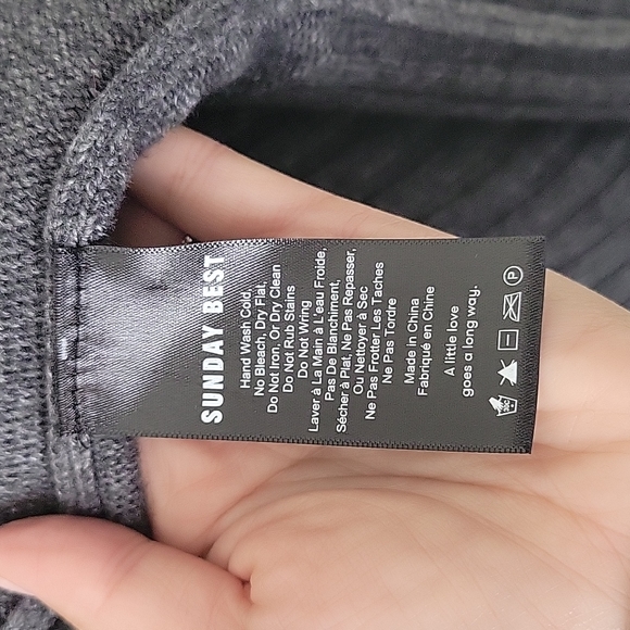 Aritzia Sunday Best Lenox Cardigan - Picture 7 of 8